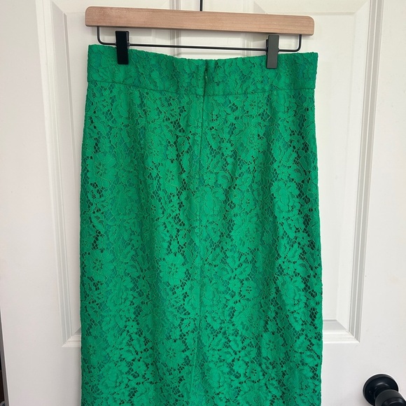EUC like new J Crew Kelly Green Lace Pencil skirt size 4 Front pintucks - Picture 4 of 12